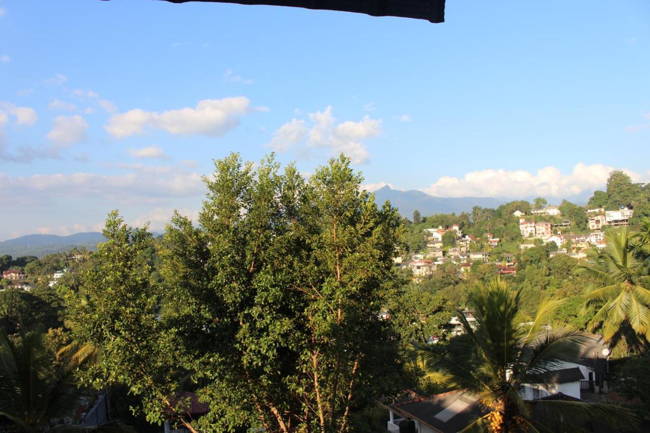Alex Home Stay Kandy Exterior photo